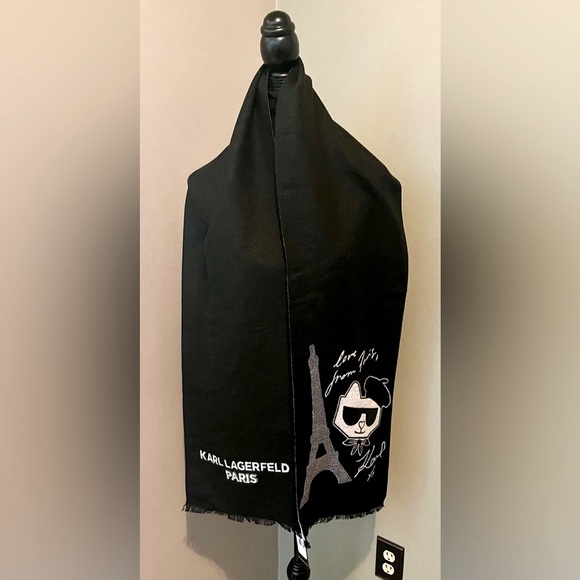 NWT! KARL LAGERFELD CRYSTAL EIFFEL TOWER SCARF! MSRP $150! SWAROVSKI CRYSTALS! - Picture 3 of 4